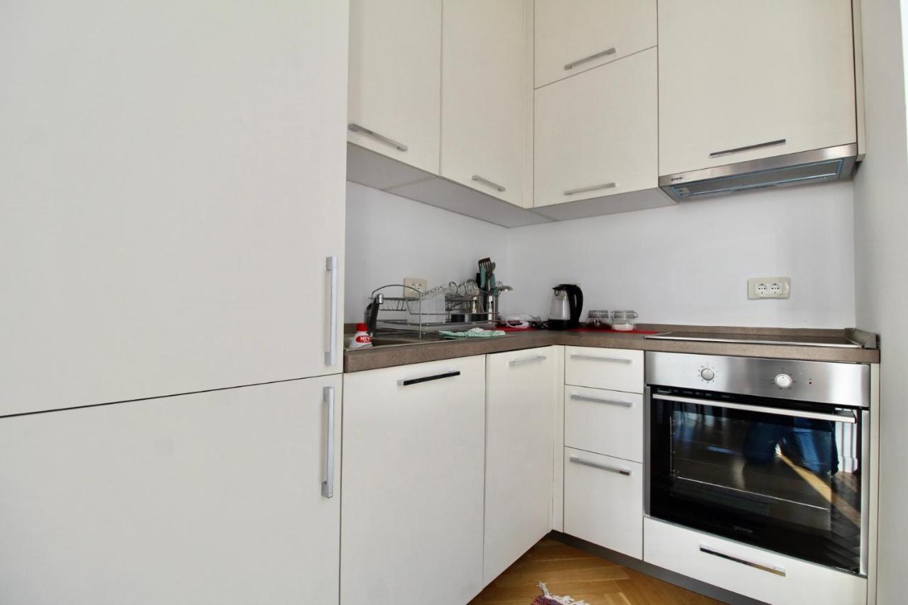2Bd New Dobrota Apt With Bay Views Котор Экстерьер фото